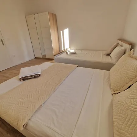 Apartman Kouros